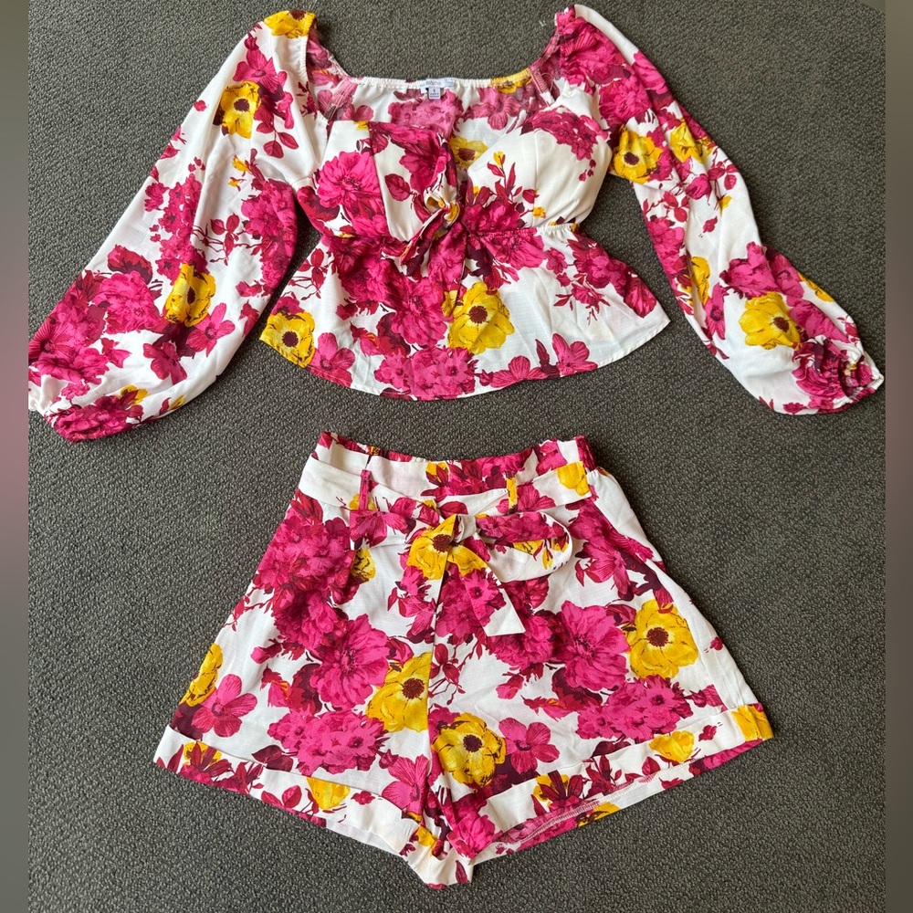 Two piece floral set